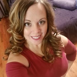 Meet your Posher, Rebecca